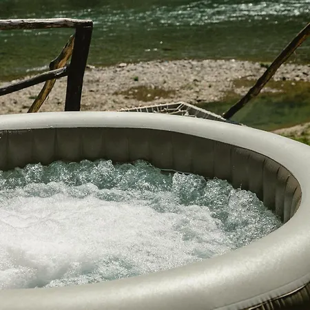 Glamping Drina Riverzone ラグジュアリーテント Goražde